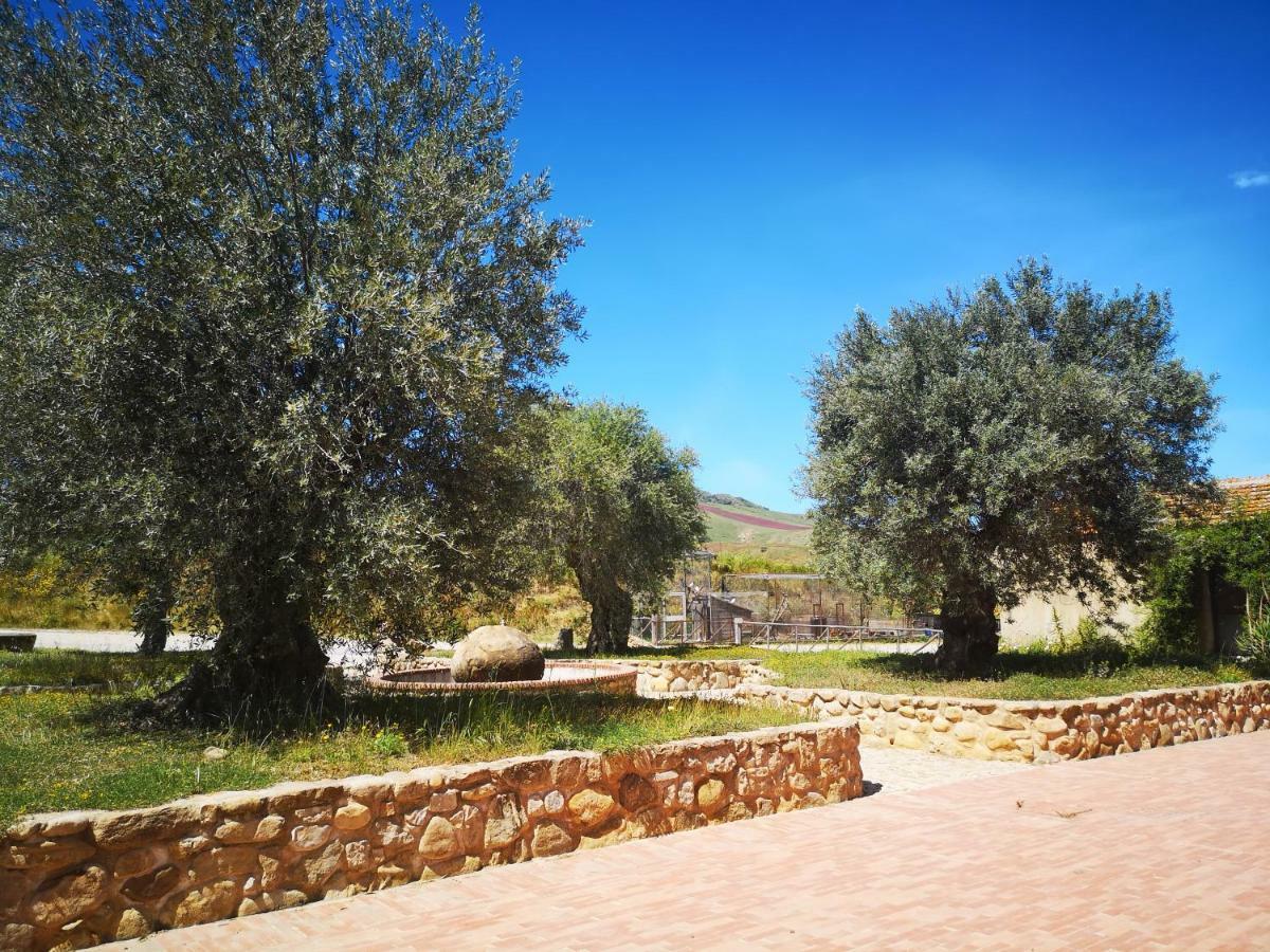 Sperone Agriturismo Villa Assoro Exterior foto